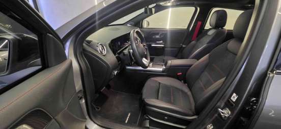 MERCEDES-BENZ-GLA 35 AMG-2023