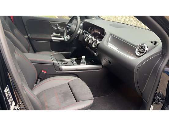 MERCEDES-BENZ-GLA 35 AMG-2.0 MHEV 4MATIC SPEEDSHIFT MERCEDES-BENZ-GLA 35 AMG-2024