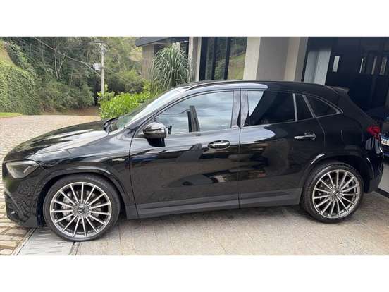 MERCEDES-BENZ-GLA 35 AMG-2024
