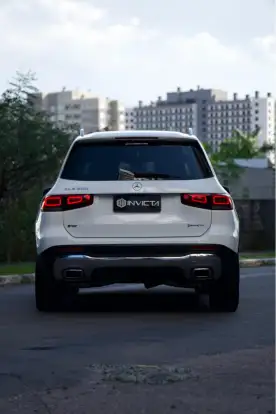 MERCEDES-BENZ-GLB 200-2021