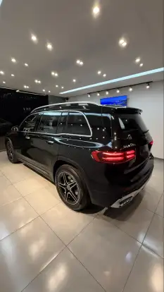 MERCEDES-BENZ-GLB 220-2024