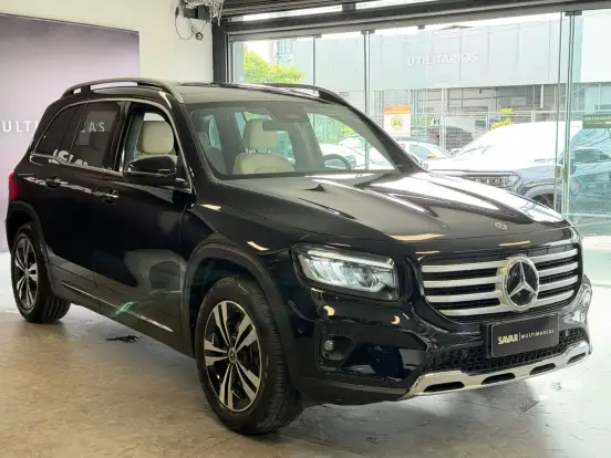 MERCEDES-BENZ-GLB 220-2024
