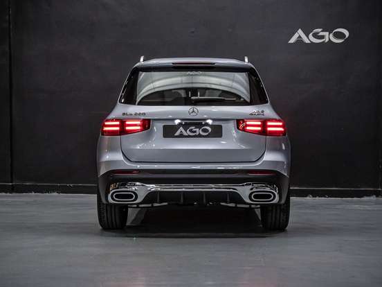 MERCEDES-BENZ-GLB 220-2.0 MHEV AMG LINE 4MATIC 8G-DCT MERCEDES-BENZ-GLB 220-2025