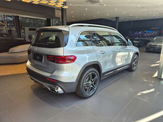 MERCEDES-BENZ-GLB 220-2.0 MHEV AMG LINE 4MATIC 8G-DCT MERCEDES-BENZ-GLB 220-2025