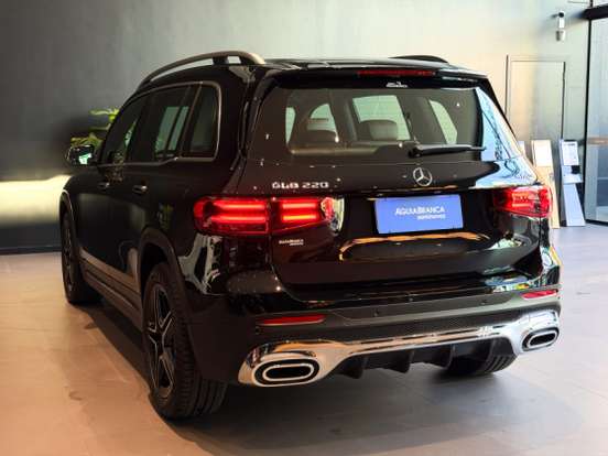MERCEDES-BENZ-GLB 220-2.0 MHEV AMG LINE 4MATIC 8G-DCT MERCEDES-BENZ-GLB 220-2025