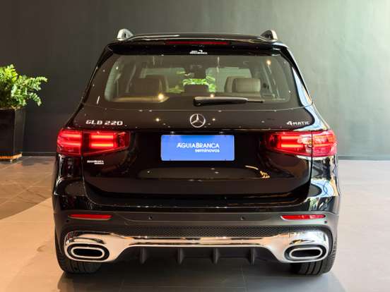 MERCEDES-BENZ-GLB 220-2025
