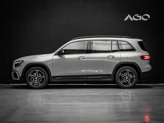 MERCEDES-BENZ-GLB 220-2026