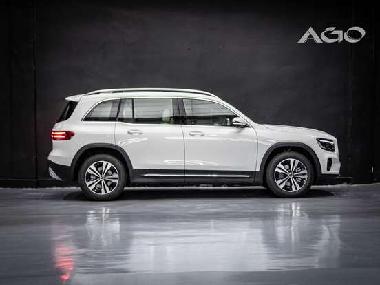 MERCEDES-BENZ-GLB 220-2026