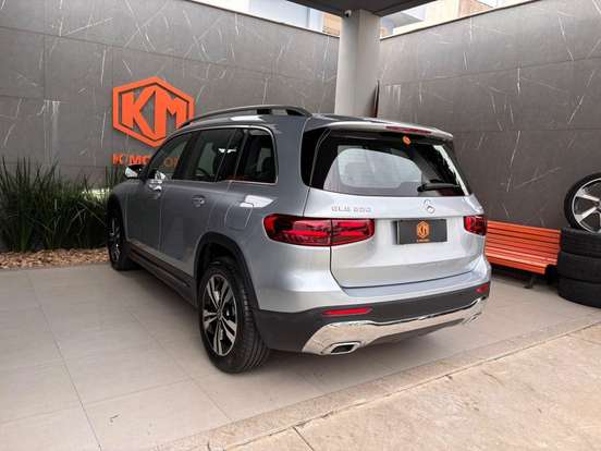 MERCEDES-BENZ-GLB 220-2.0 MHEV PROGRESSIVE 4MATIC 8G-DCT MERCEDES-BENZ-GLB 220-2025
