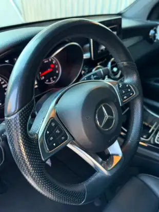 MERCEDES-BENZ-GLC 250-2017