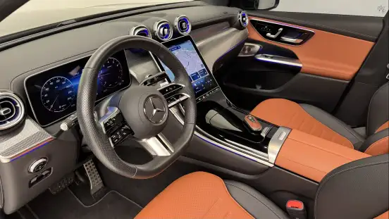 MERCEDES-BENZ-GLC 300-2025