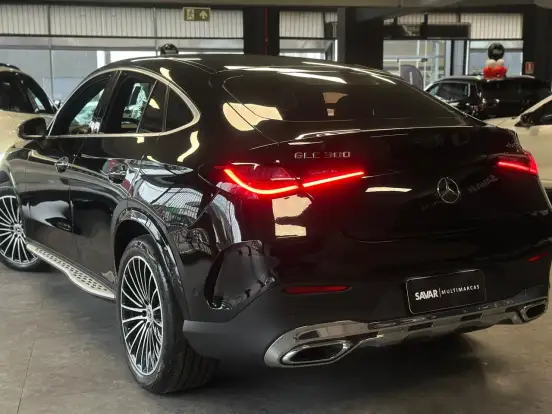 MERCEDES-BENZ-GLC 300-2023