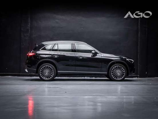 MERCEDES-BENZ-GLC 300-2026
