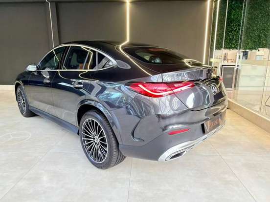MERCEDES-BENZ-GLC 300-2026