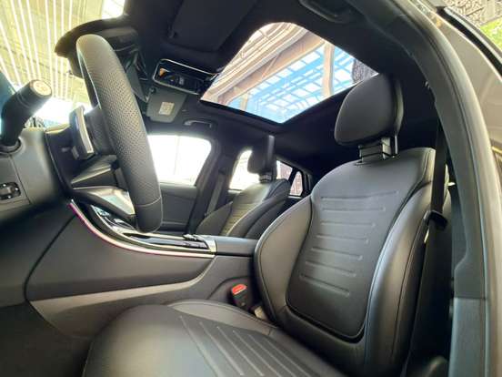 MERCEDES-BENZ-GLC 300-2026