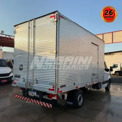 MERCEDES-BENZ-SPRINTER-2023