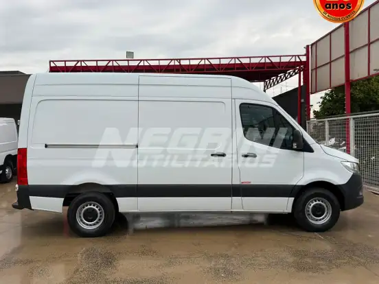 MERCEDES-BENZ-SPRINTER-2.2 CDI DIESEL FURGÃO 416 TA LONGO MANUAL MERCEDES-BENZ-SPRINTER-2021