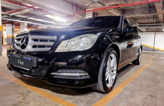 MERCEDES-BENZ-C 180-1.8 CGI CLASSIC 16V TURBO GASOLINA 4P AUTOMÁTICO MERCEDES-BENZ-C 180-2011