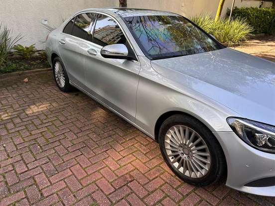 MERCEDES-BENZ-C 200-2.0 CGI AVANTGARDE 16V GASOLINA 4P AUTOMÁTICO MERCEDES-BENZ-C 200-2016