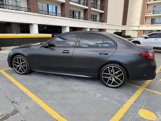 MERCEDES-BENZ-C 300-2023