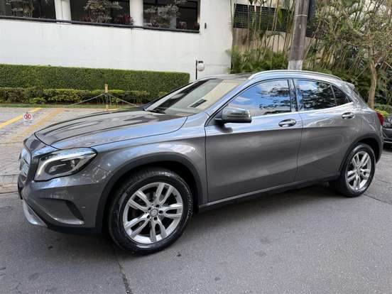 MERCEDES-BENZ-GLA 200-1.6 CGI ADVANCE 16V TURBO GASOLINA 4P AUTOMÁTICO MERCEDES-BENZ-GLA 200-2015