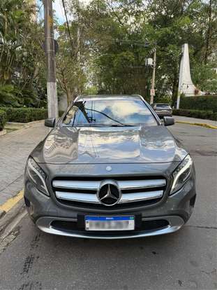 MERCEDES-BENZ-GLA 200-2015