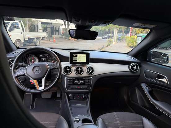MERCEDES-BENZ-GLA 200-1.6 CGI ADVANCE 16V TURBO GASOLINA 4P AUTOMÁTICO MERCEDES-BENZ-GLA 200-2015