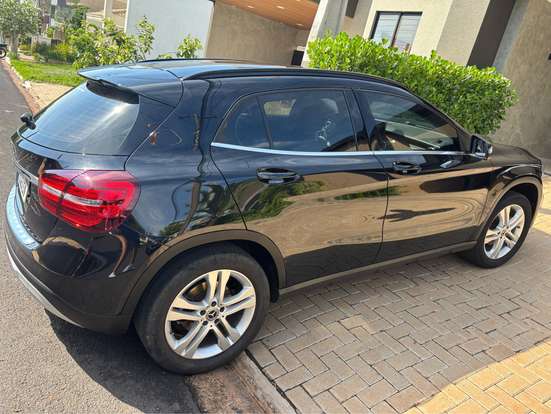 MERCEDES-BENZ-GLA 200-1.6 CGI FLEX NIGHT 7G-DCT MERCEDES-BENZ-GLA 200-2019