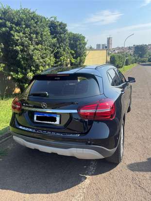 MERCEDES-BENZ-GLA 200-2019