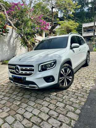 MERCEDES-BENZ-GLB 200-2021