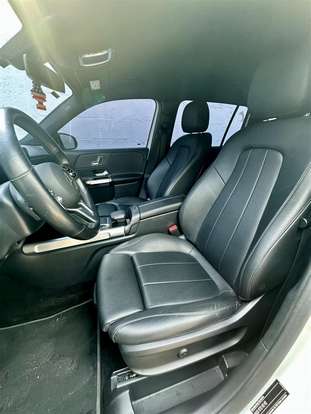 MERCEDES-BENZ-GLB 200-2021