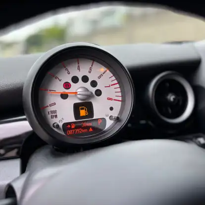 MINI-COOPER-2012