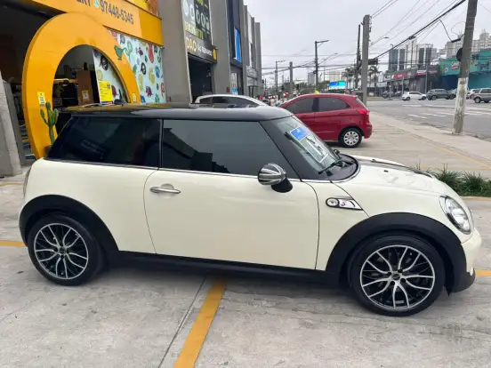 MINI-COOPER-1.6 S 16V TURBO GASOLINA 2P AUTOMÁTICO MINI-COOPER-2013