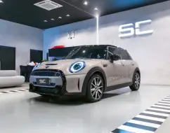 MINI COOPER 2.0 16V TWINPOWER GASOLINA JOHN COOPER WORKS 2P STEPTRONIC MINI COOPER 2.0 16V TWINPOWER GASOLINA JOHN COOPER WORKS 2P STEPTRONIC