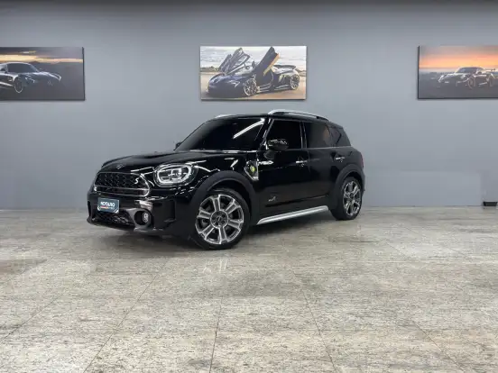 MINI-COUNTRYMAN-2020