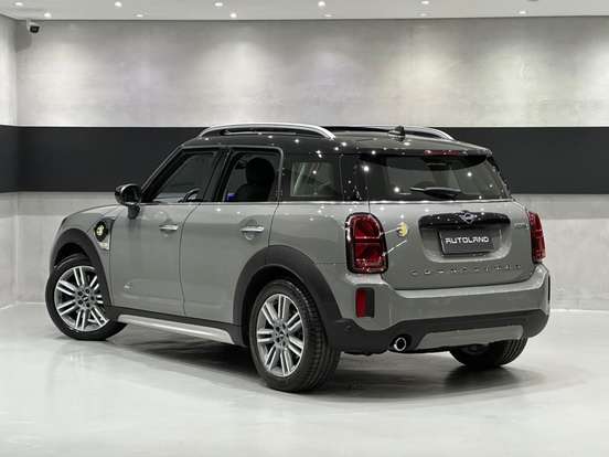 MINI-COUNTRYMAN-2021