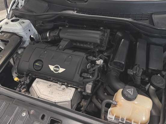 MINI-COUNTRYMAN-1.6 CHILLI 16V 120CV GASOLINA 4P AUTOMÁTICO MINI-COUNTRYMAN-2010