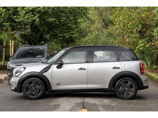 MINI-COUNTRYMAN-2011