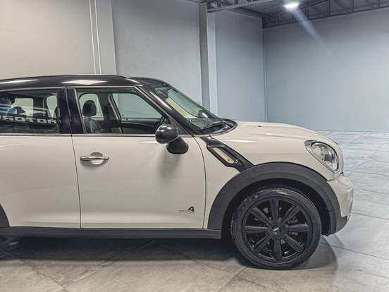 MINI-COUNTRYMAN-1.6 S ALL4 4X4 16V 184CV TURBO GASOLINA 4P AUTOMÁTICO MINI-COUNTRYMAN-2014