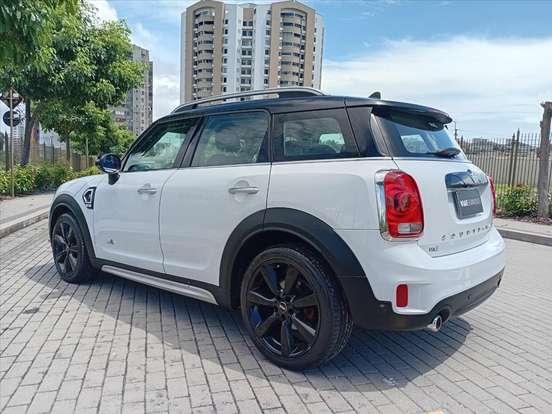 MINI-COUNTRYMAN-2019