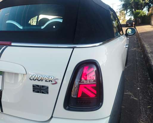 MINI-COOPER-2010