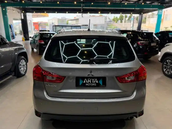 MITSUBISHI-ASX-2014