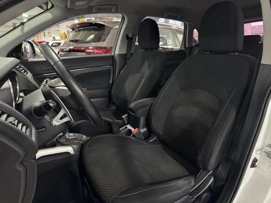MITSUBISHI-ASX-2.0 4X2 16V GASOLINA 4P AUTOMÁTICO MITSUBISHI-ASX-2015