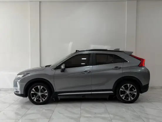 MITSUBISHI-ECLIPSE CROSS-1.5 MIVEC TURBO GASOLINA HPE-S CVT MITSUBISHI-ECLIPSE CROSS-2018