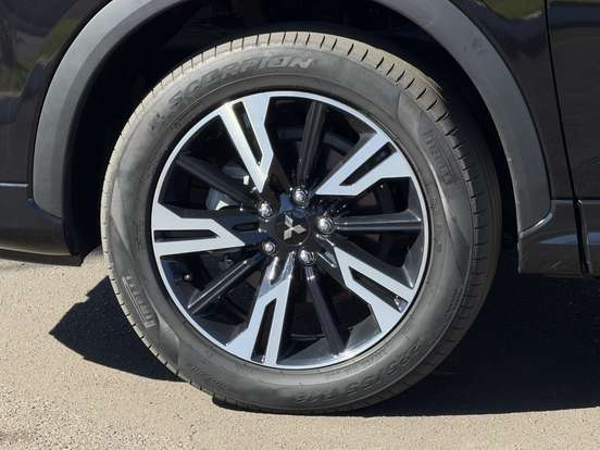 MITSUBISHI-ECLIPSE CROSS-1.5 MIVEC TURBO GASOLINA HPE CVT MITSUBISHI-ECLIPSE CROSS-2025