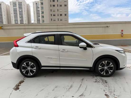MITSUBISHI-ECLIPSE CROSS-1.5 MIVEC TURBO GASOLINA HPE-S AWD CVT MITSUBISHI-ECLIPSE CROSS-2018