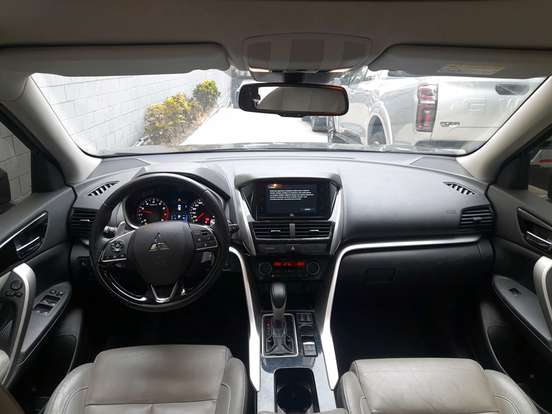 MITSUBISHI-ECLIPSE CROSS-1.5 MIVEC TURBO GASOLINA HPE-S CVT MITSUBISHI-ECLIPSE CROSS-2022