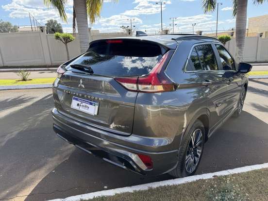MITSUBISHI-ECLIPSE CROSS-2023