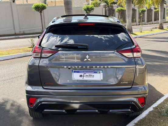 MITSUBISHI-ECLIPSE CROSS-1.5 MIVEC TURBO GASOLINA HPE-S CVT MITSUBISHI-ECLIPSE CROSS-2023