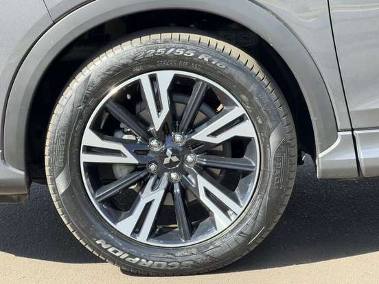 MITSUBISHI-ECLIPSE CROSS-1.5 MIVEC TURBO GASOLINA HPE-S CVT MITSUBISHI-ECLIPSE CROSS-2023